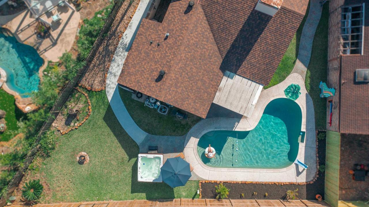 Hébergement de vacances 1976houstongem Luminous Pvtpool & Hottub Dt20mins For Lrg Families 6beds 2bath